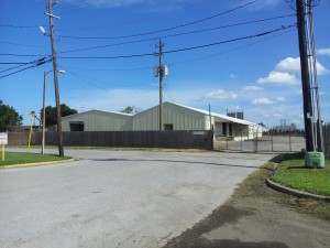 27,000 SF Warehouse on 4.4 acres - Leased