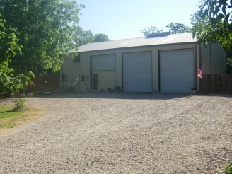 Photo of 3000 SF warehouse for sale in Pearland, TX