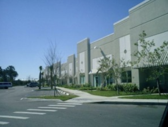 Thumbnail Photo of an Office Warehouse Complex